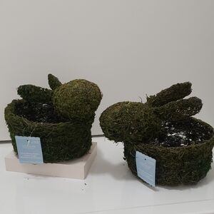NWT Two Charming Green Moss Bunny Baskets